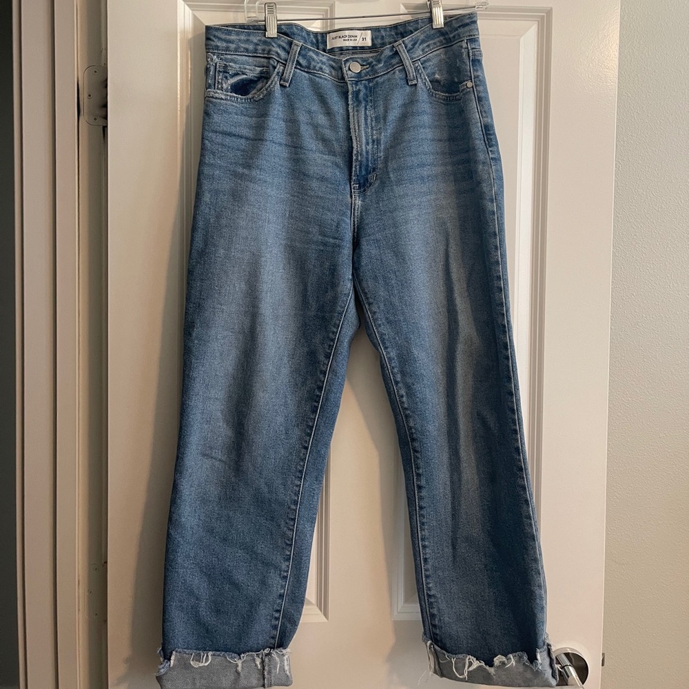 Denim jean pants with frayed bottom